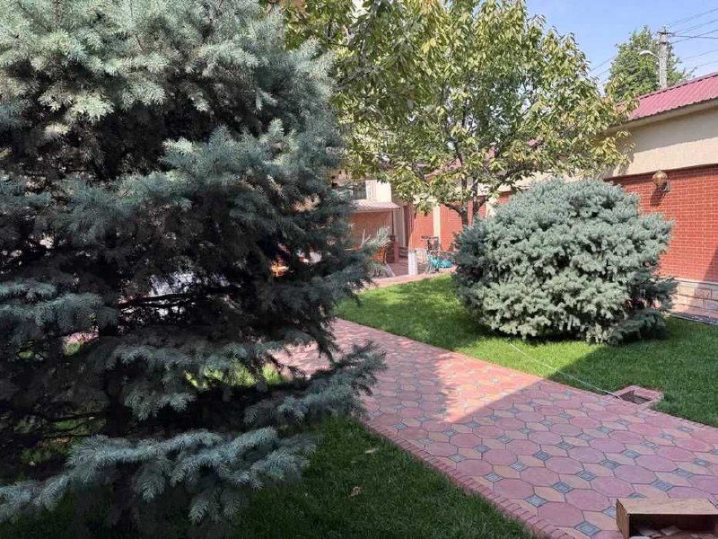 8-xonali uy, 700 m², Toshkent, Yakkasaroy tumani, sotuvga