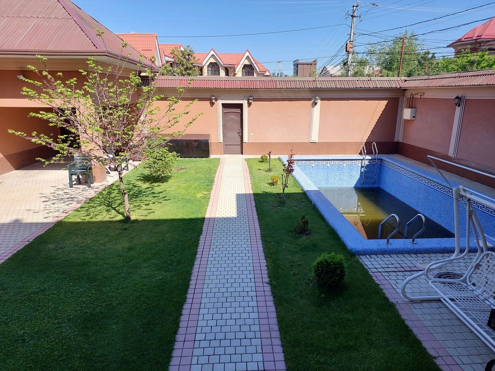 8-xonali uy, 380 m², Toshkent, Mirzo Ulug‘bek tumani, sotuvga