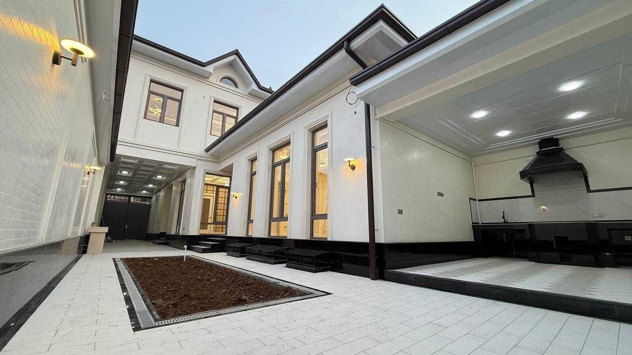 6-xonali uy, 300 m², Toshkent, Yakkasaroy tumani, sotuvga
