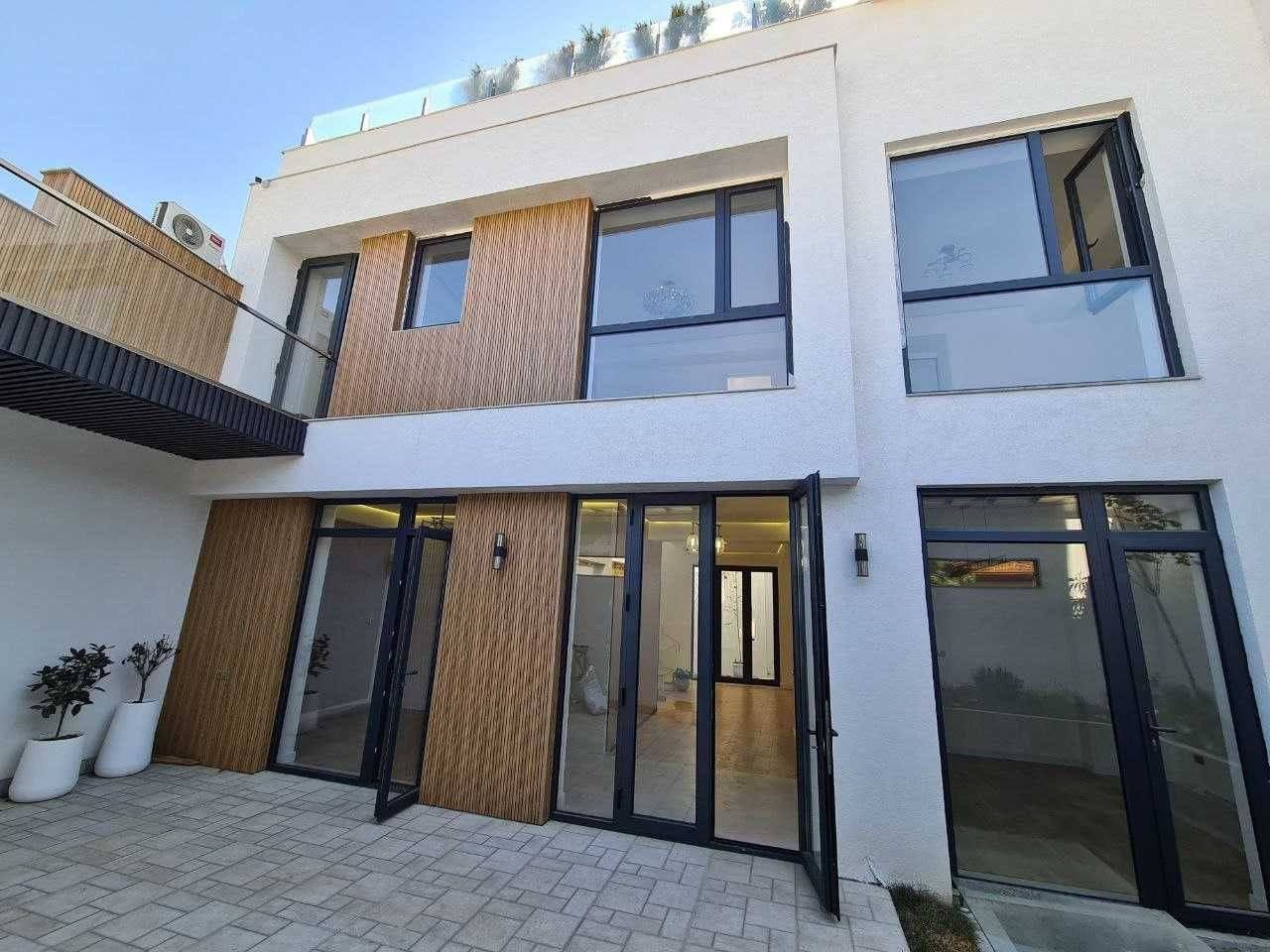 5-xonali uy, 300 m², Toshkent, Mirzo Ulug‘bek tumani, sotuvga