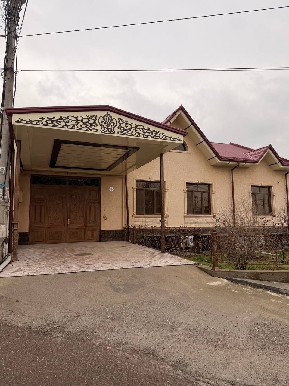 3-комнатный дом, 200 м², Ташкент, Мирзо-Улугбекский район, на продажу