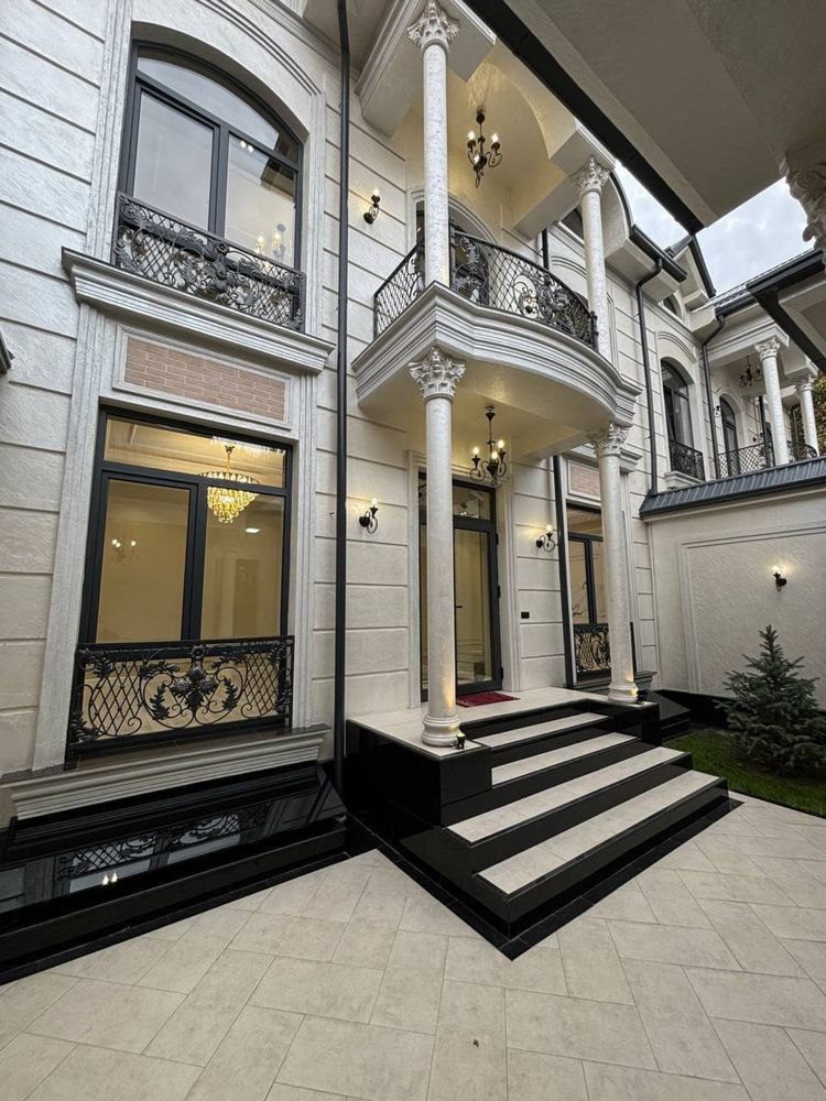 6-xonali uy, 350 m², Toshkent, Mirzo Ulug‘bek tumani, sotuvga