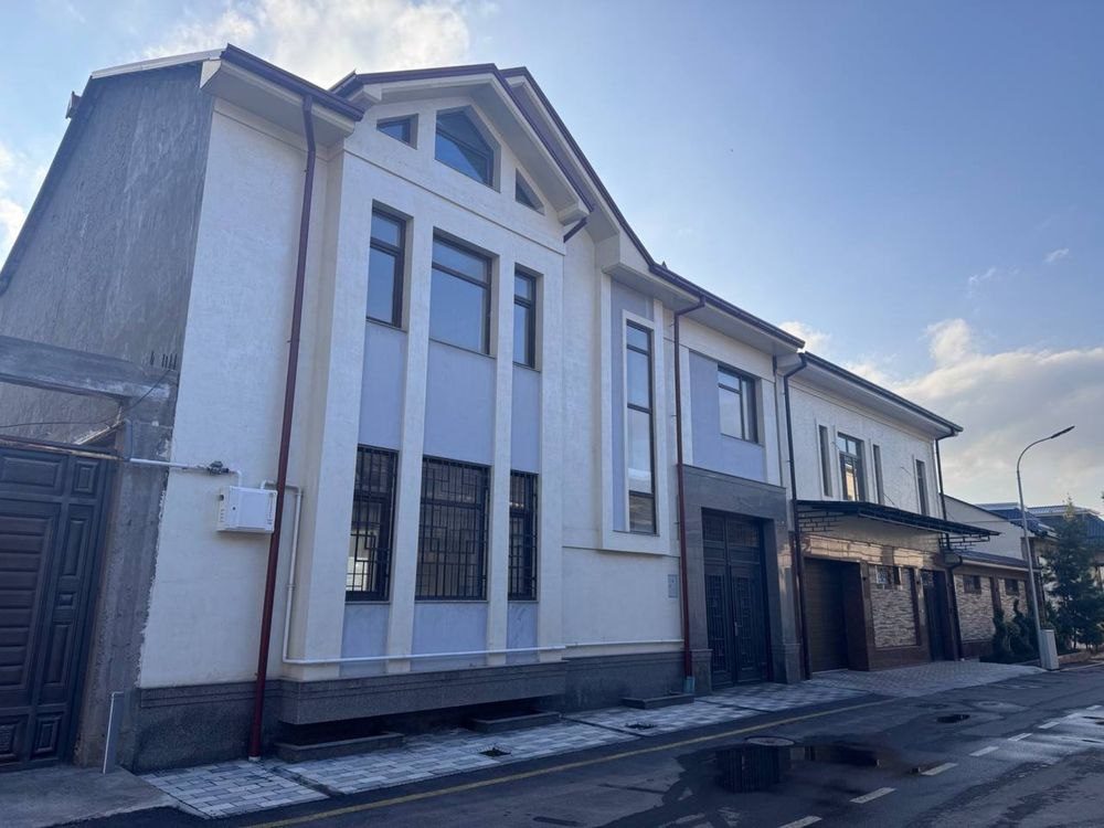 7-xonali uy, 400 m², Toshkent, Olmazor tumani, sotuvga