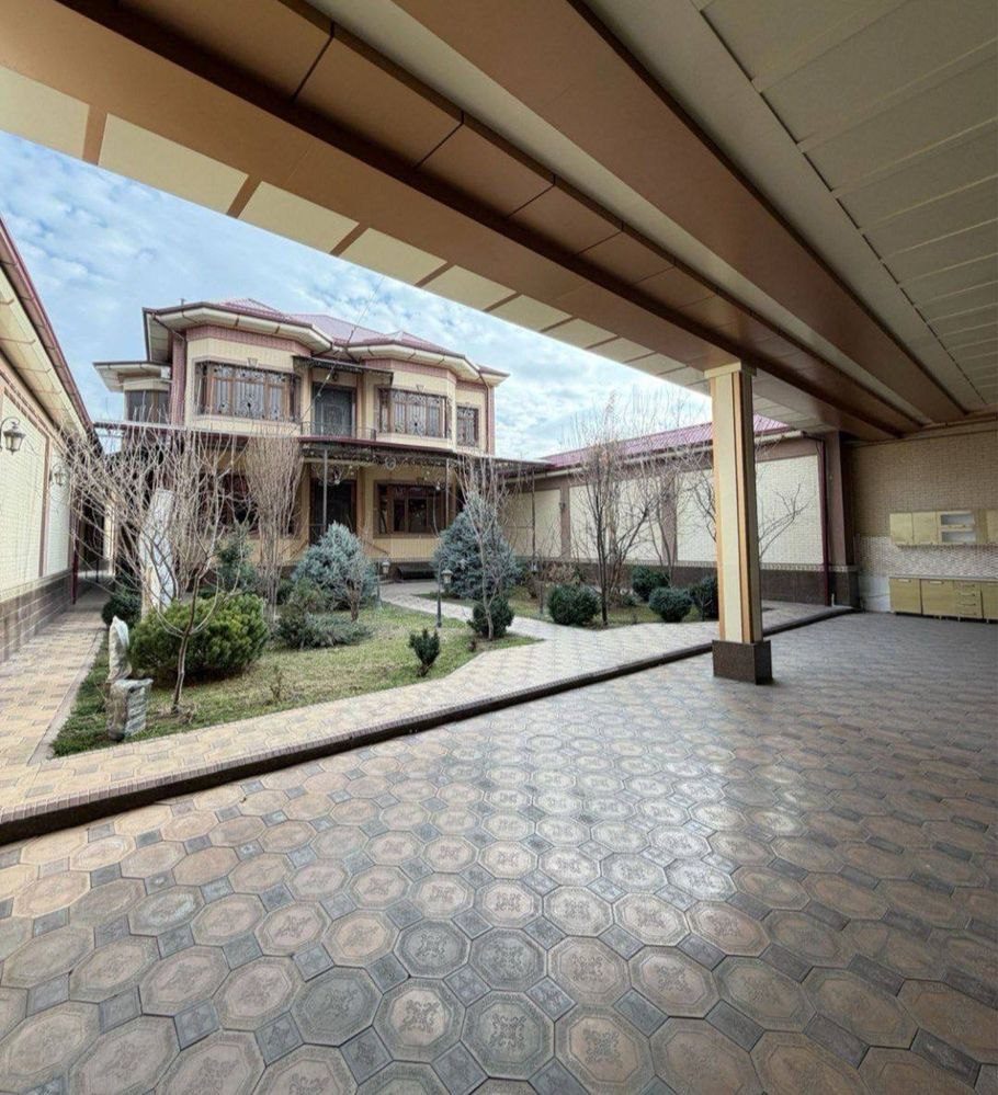 8-комнатный дом, 300 м², Ташкент, Юнусабадский район, на продажу