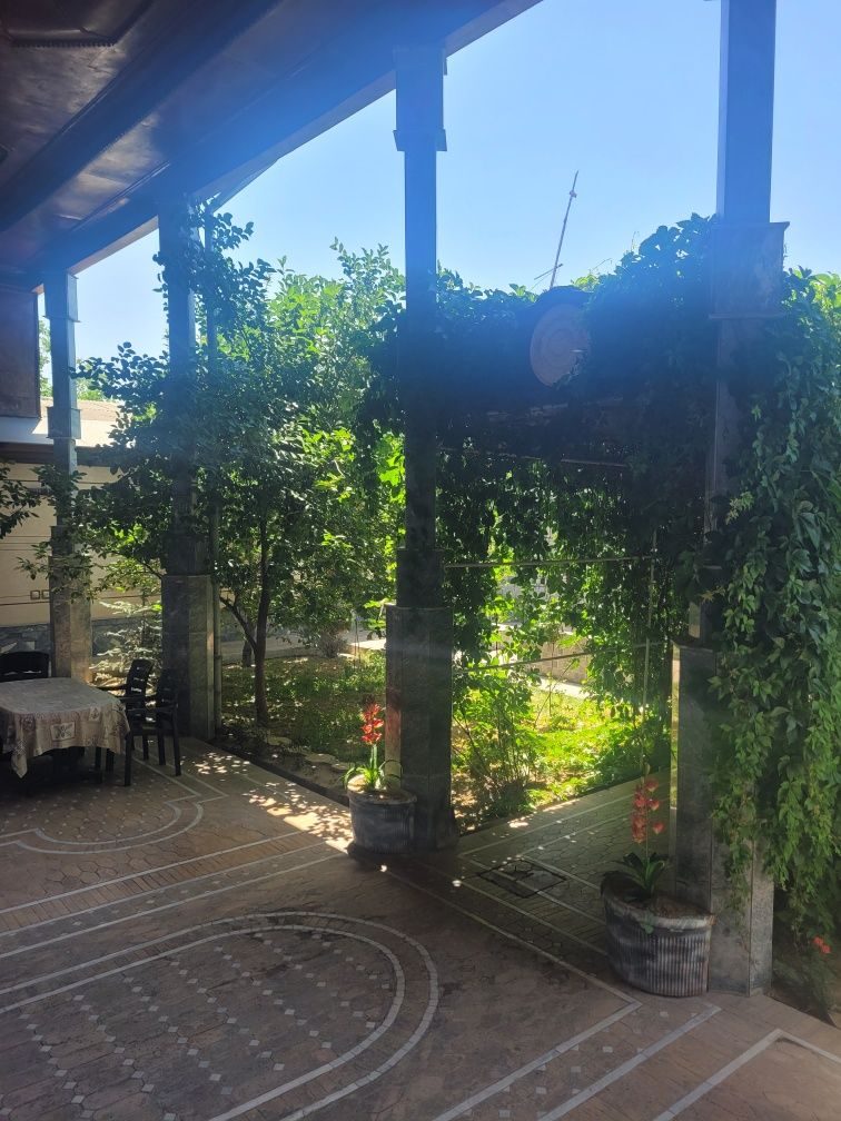 9-xonali uy, 650 m², Toshkent, Sergeli tumani, sotuvga