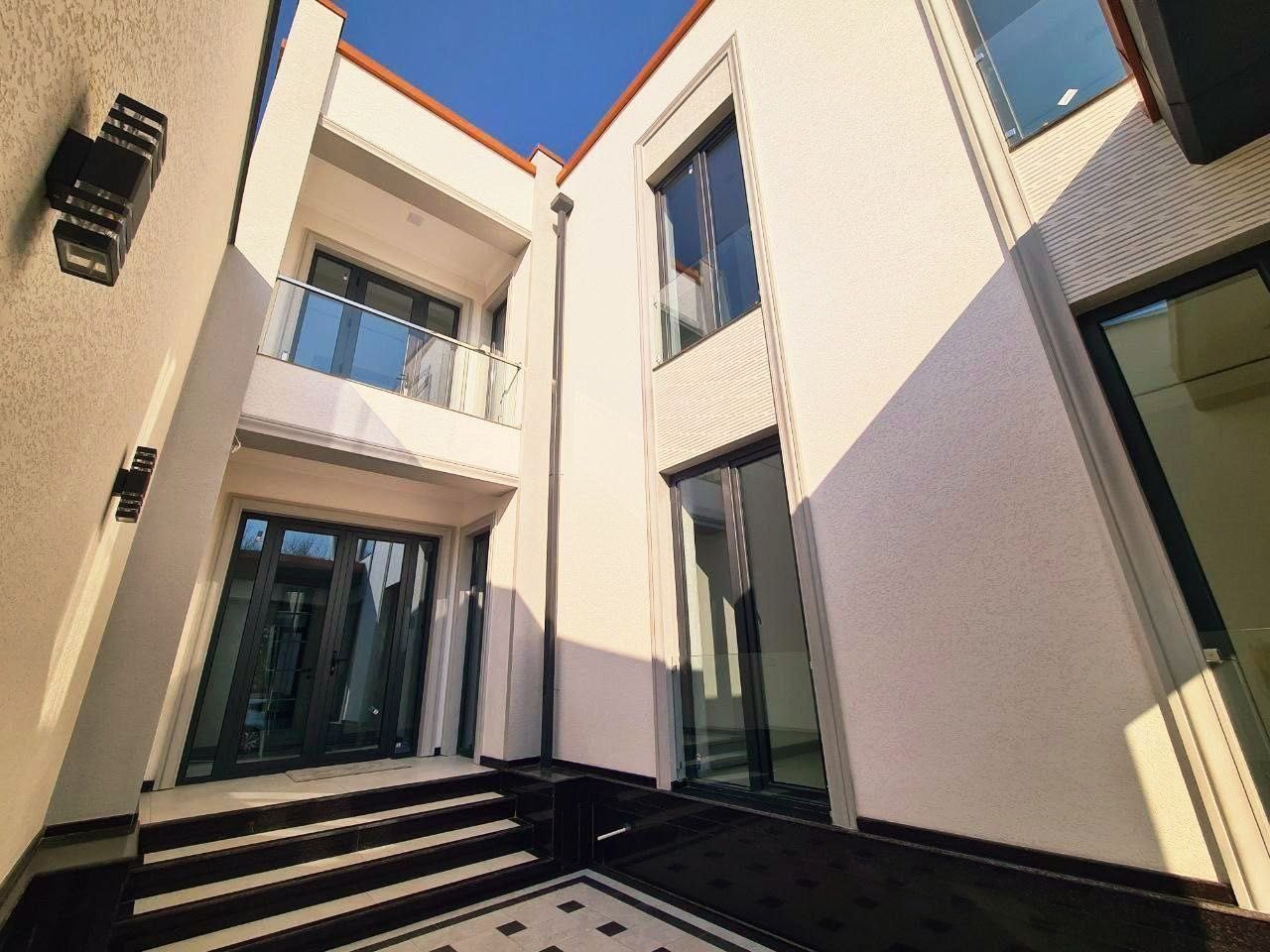 5-xonali uy, 350 m², Toshkent, Mirzo Ulug‘bek tumani, sotuvga