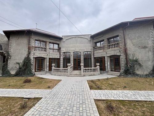 URGENT! 6 sotok plot for sale in Yashnabad, 45m facade.