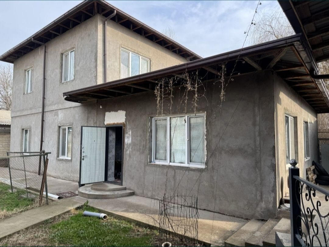 6-xonali uy, 180 m², Toshkent, Mirzo Ulug‘bek tumani, sotuvga