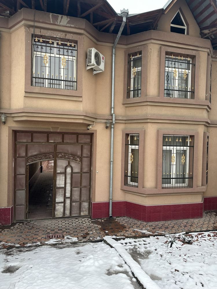 7-xonali uy, 300 m², Toshkent, Uchtepa tumani, sotuvga
