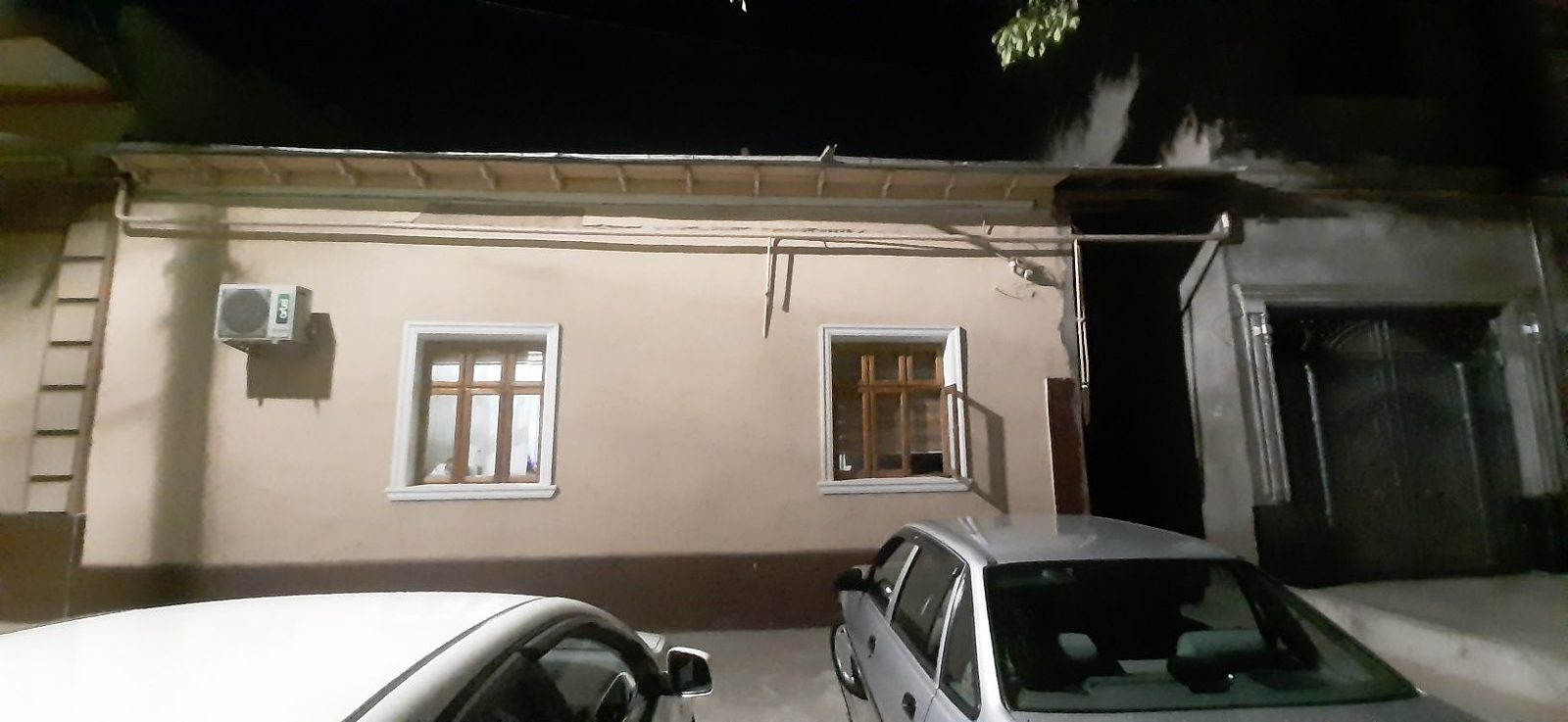 6-xonali uy, 300 m², Toshkent, Uchtepa tumani, sotuvga