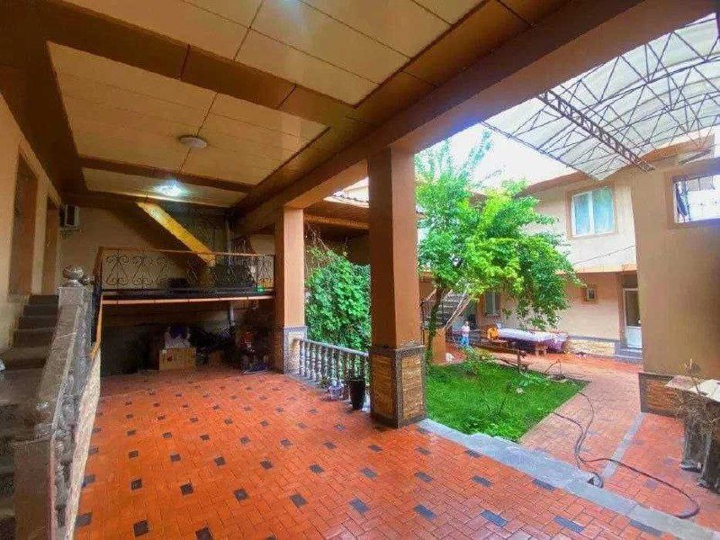 8-xonali uy, 200 m², Toshkent, Mirobod tumani, sotuvga