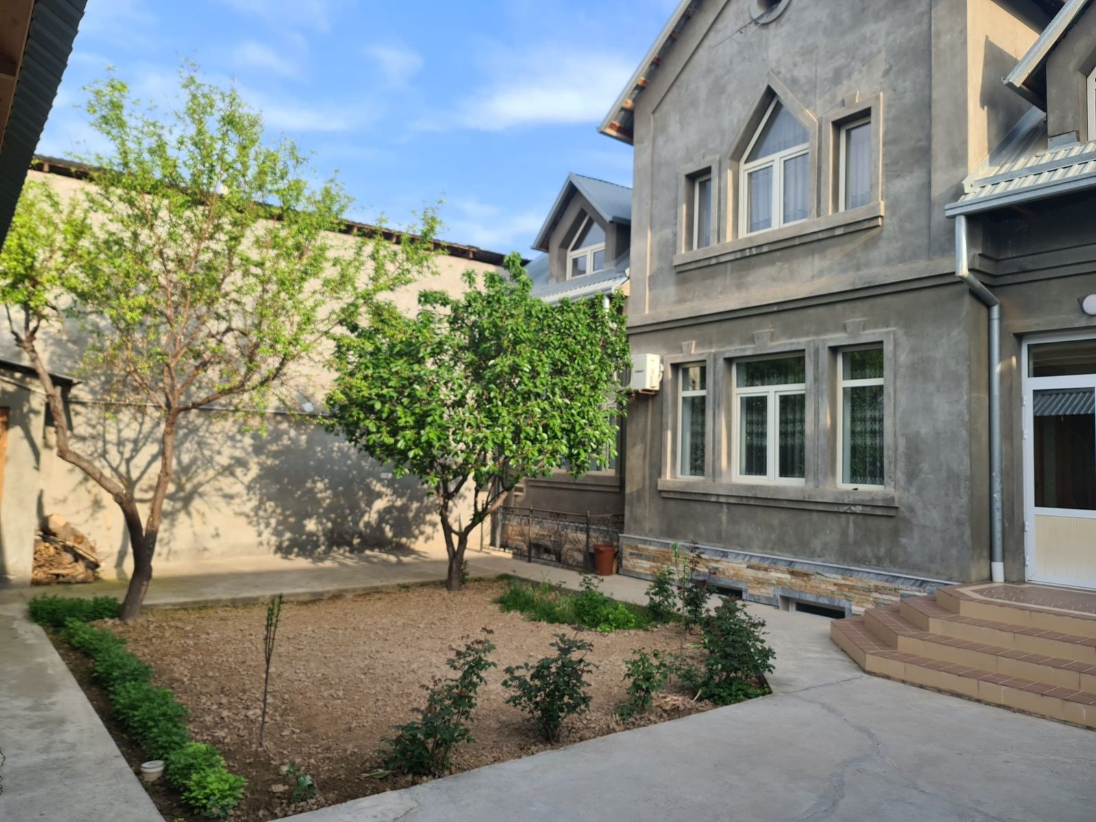 6-xonali uy, 327 m², Toshkent, Olmazor tumani, sotuvga