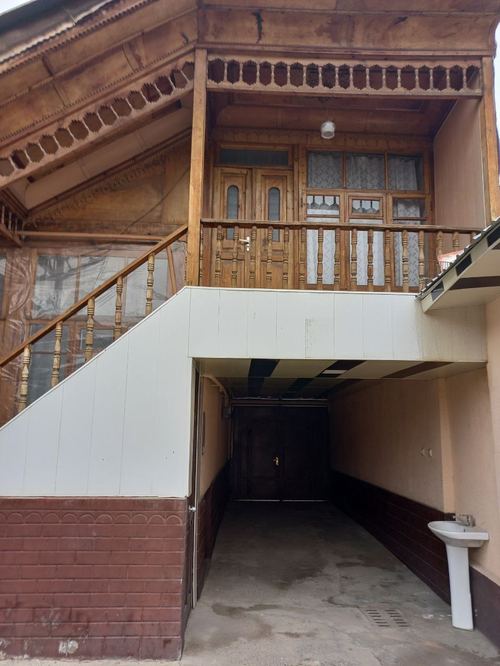 5 sotok private house for sale in the Olmazor district of Tashkent city
