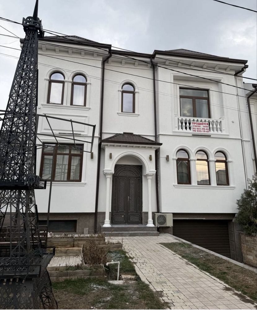 5-комнатный дом, 1500 м², Ташкент, Мирзо-Улугбекский район, на продажу