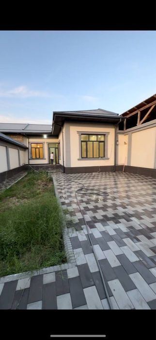 4-room house for sale, mortgage possible