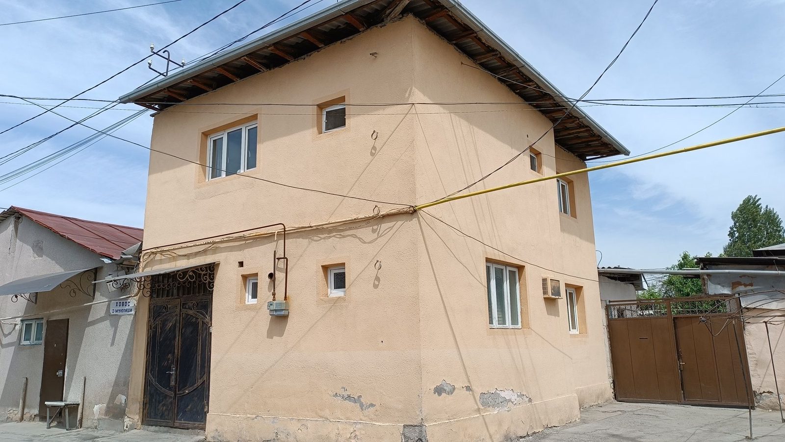 4-комнатный коттедж, 63 м², Ташкент, Яшнабадский район, на продажу