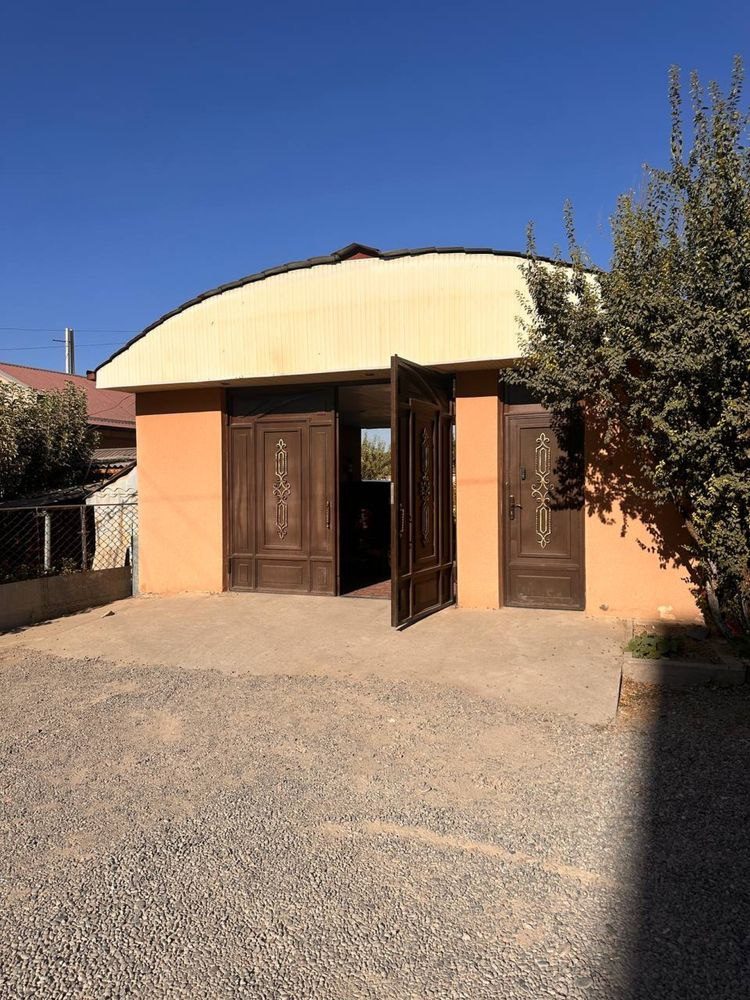 5-xonali uy, 120 m², Toshkent, Mirzo Ulug‘bek tumani, sotuvga