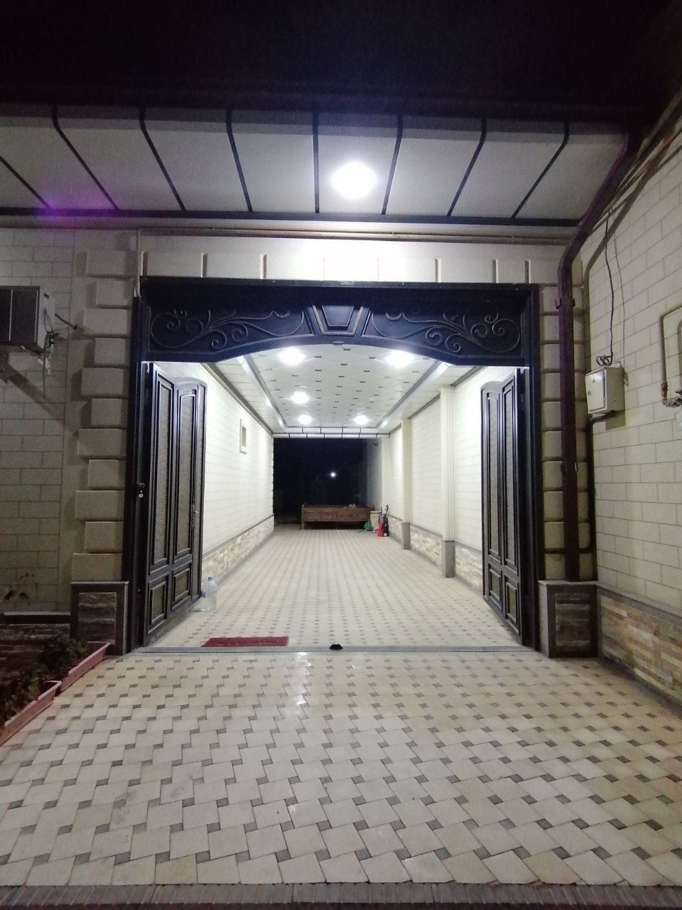 8-xonali uy, 350 m², Toshkent, Yunusobod tumani, sotuvga