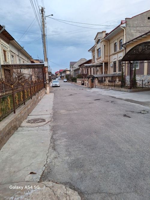3 sotok plot on Khamkorobod street in Yunus-Abad district