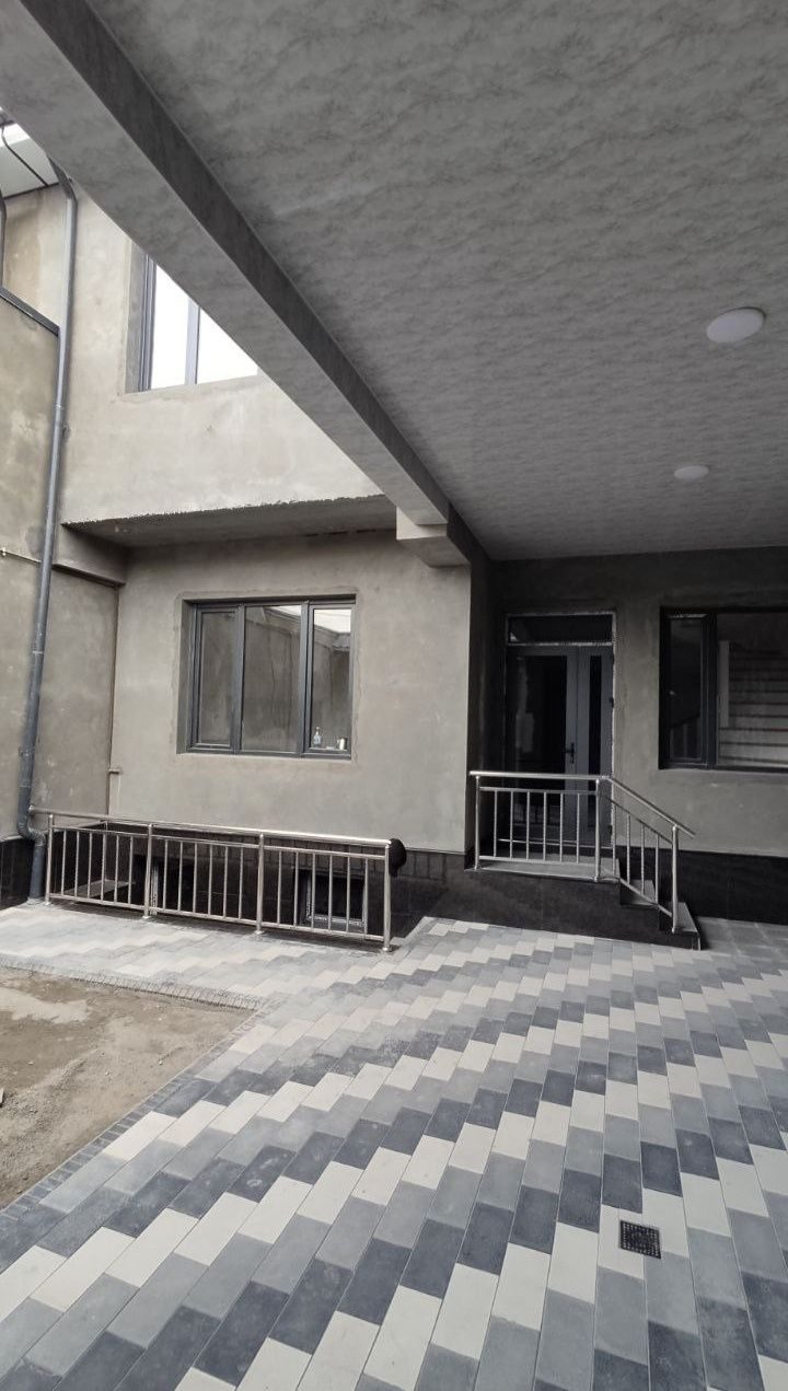 6-xonali uy, 180 m², Toshkent, Sergeli tumani, sotuvga