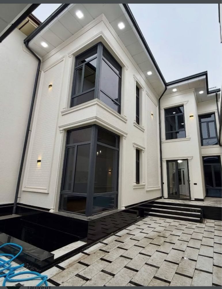 5-xonali uy, 250 m², Toshkent, Sergeli tumani, sotuvga