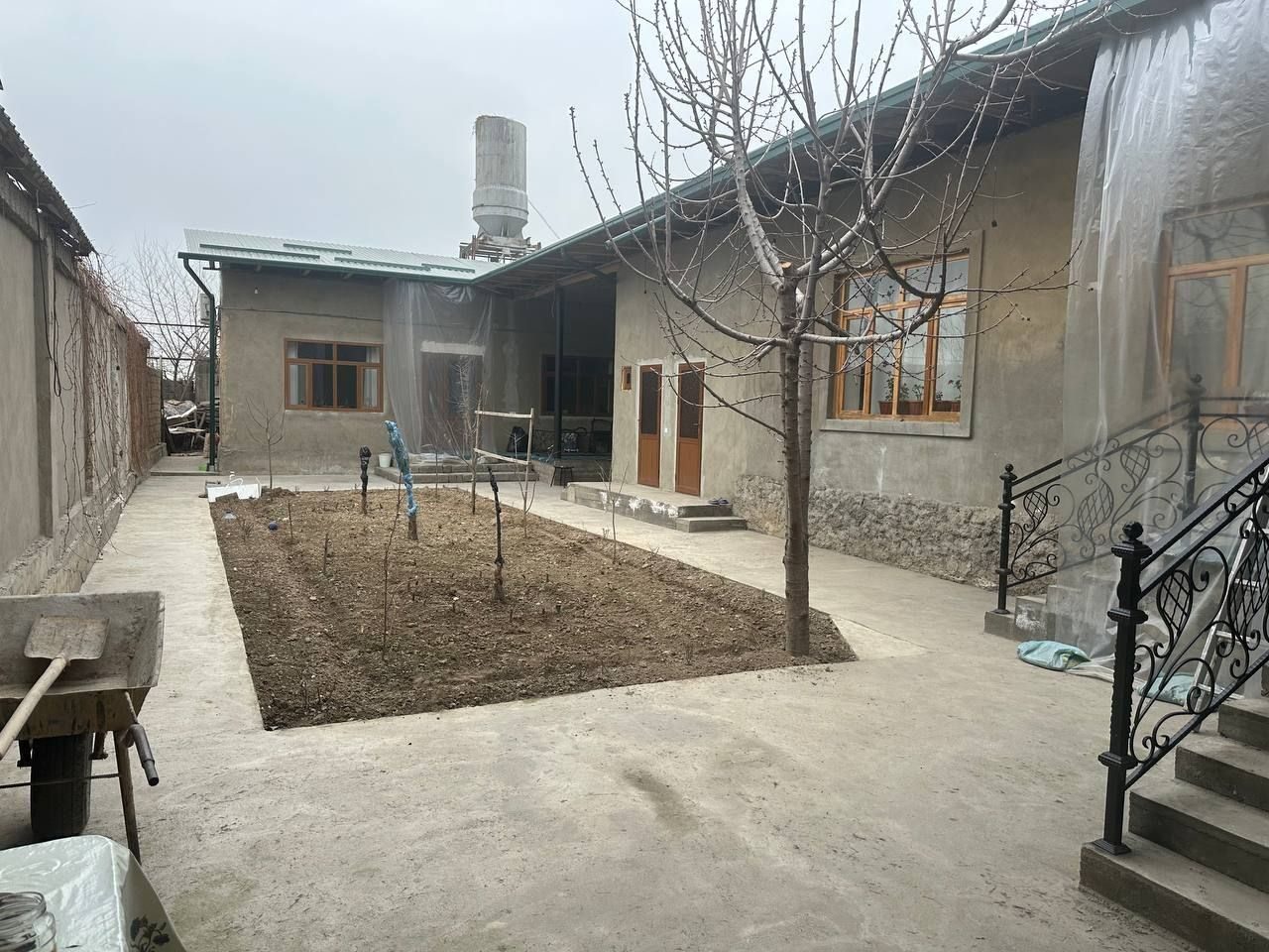 4-xonali uy, 490 m², Toshkent, Sergeli tumani, sotuvga