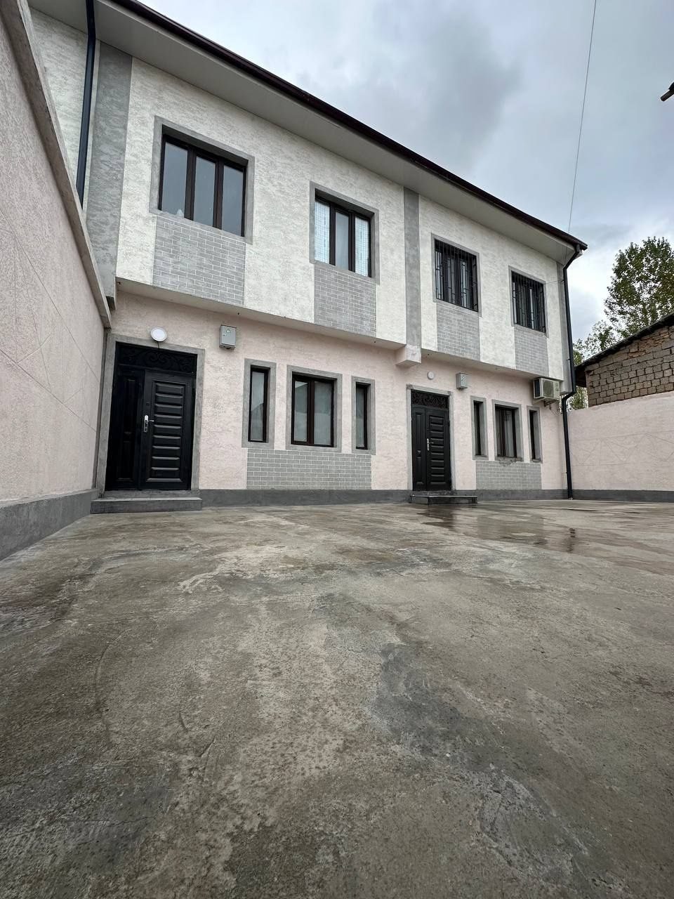 8-xonali uy, 200 m², Toshkent, Sergeli tumani, sotuvga