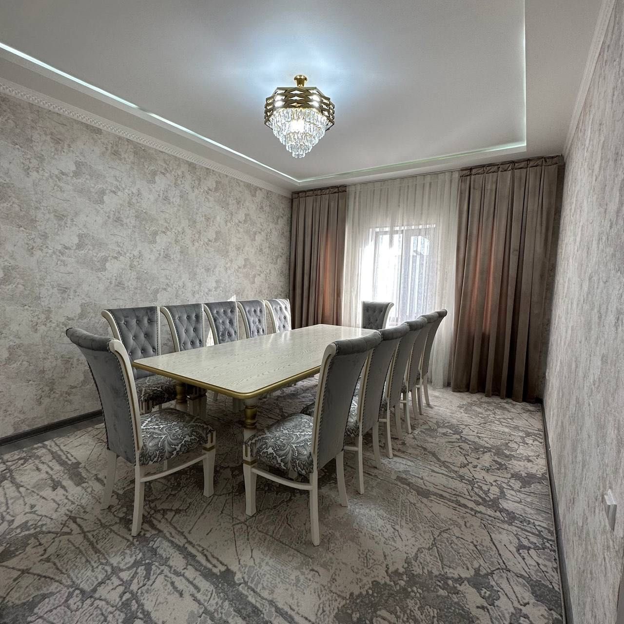 10-комнатный коттедж, 200 м², Ташкент, Сергелийский район, на продажу
