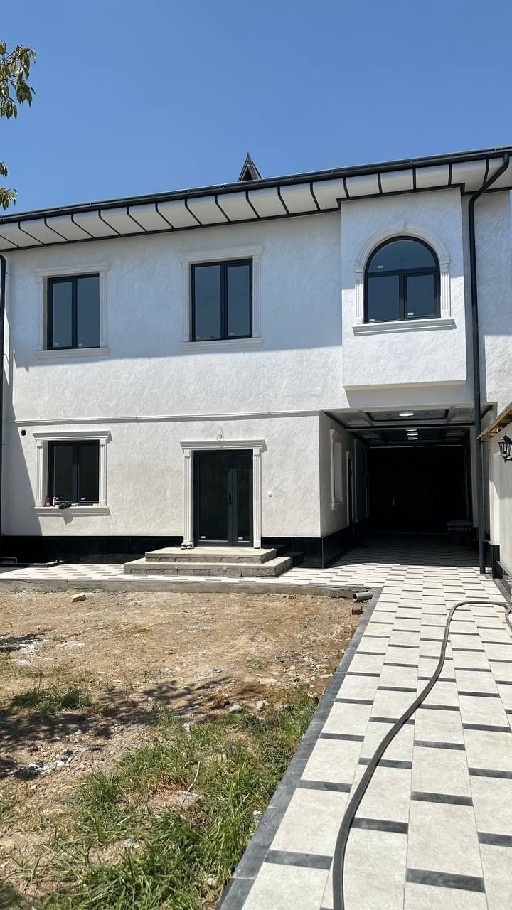 5-xonali uy, 240 m², Toshkent, Mirzo Ulug‘bek tumani, sotuvga