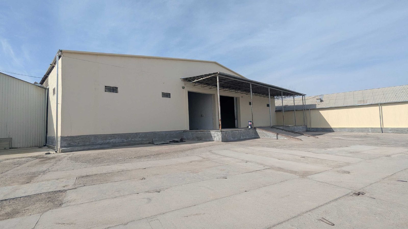 Ombor ijaraga beriladi, ishlab chiqarish uchun 500 dan 5000 kv.m.gacha. Sergeli, Xanobod.