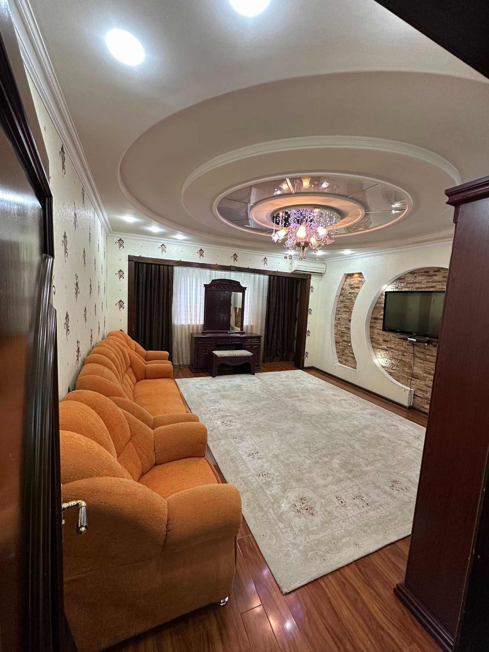 3-комнатная квартира, 72 м², Ташкент, Алмазарский район, на продажу