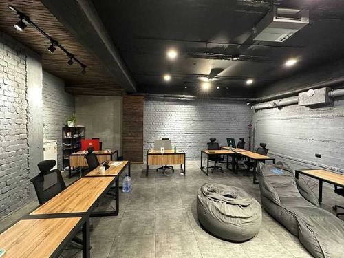 Urgent commercial space for rent in the center of Yakkasaray district