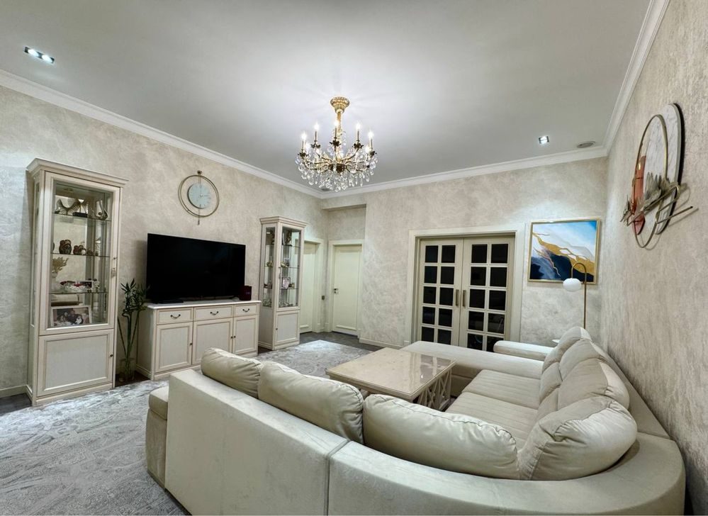 4-xonali kvartira, 136 m², Toshkent, Mirzo Ulug‘bek tumani, sotuvga