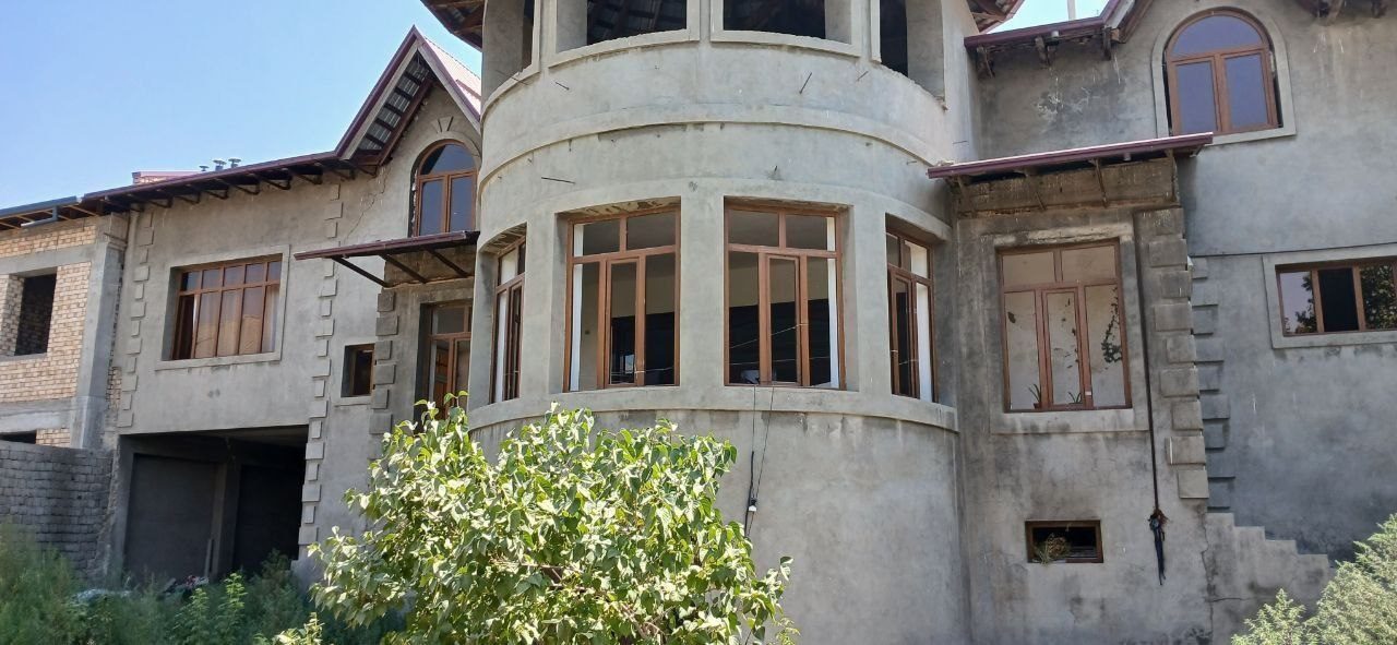 5-room house, 600 m², Tashkent, Sergeli District, for rent