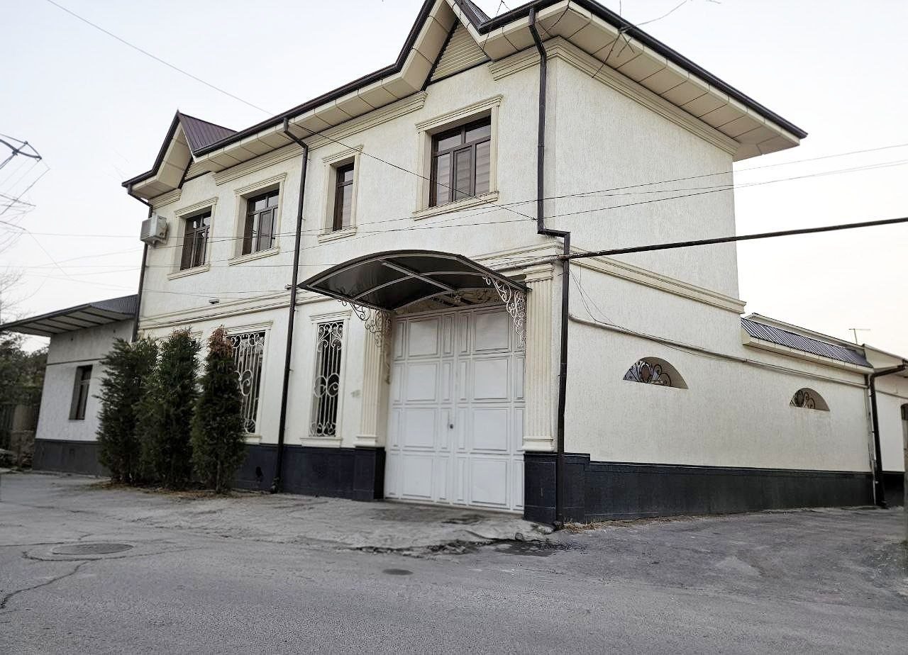 4-xonali uy, 230 m², Toshkent, Olmazor tumani, sotuvga