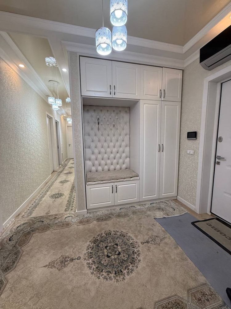 4-xonali kvartira, 110 m², Toshkent, Olmazor tumani, sotuvga