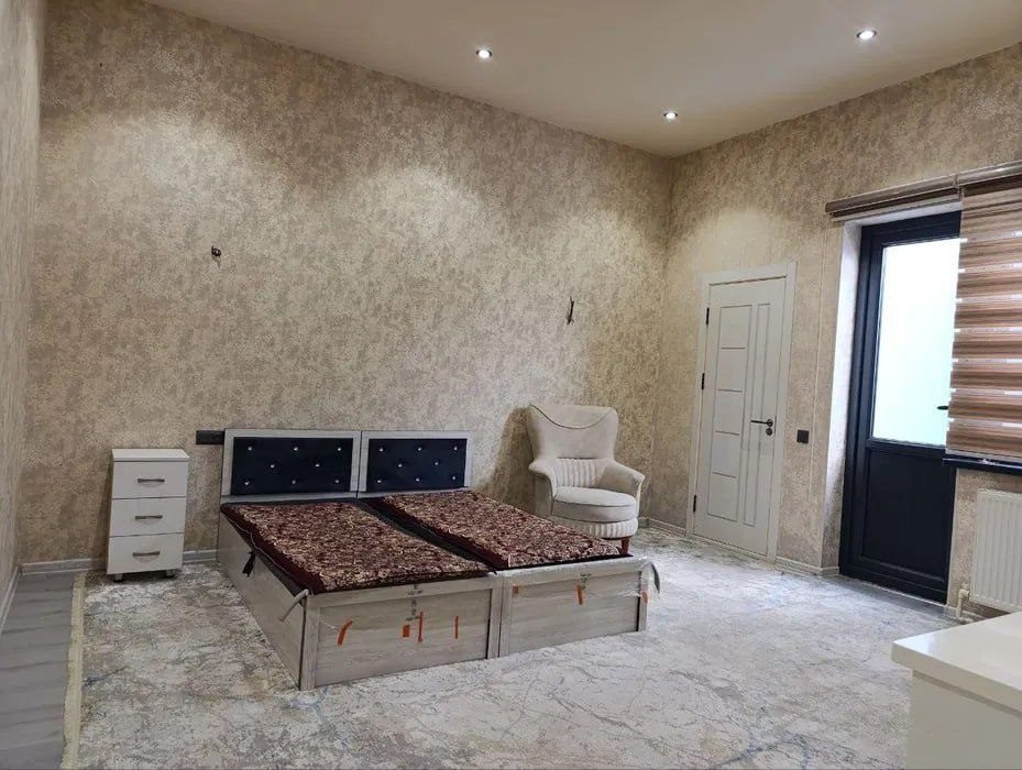 4-xonali uy, 300 m², Toshkent, Sergeli tumani, ijaraga