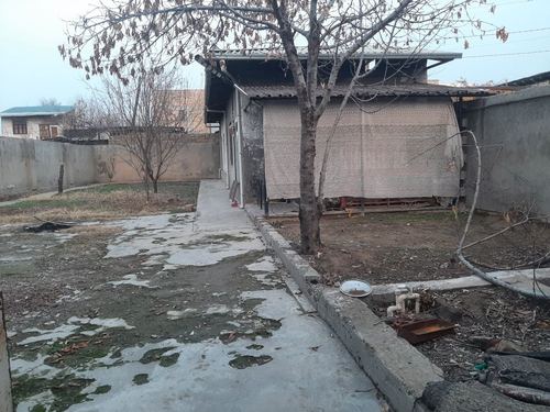Продаётся участок в Яшнабадском районе. Если не дозвонились, пишите в Telegram.