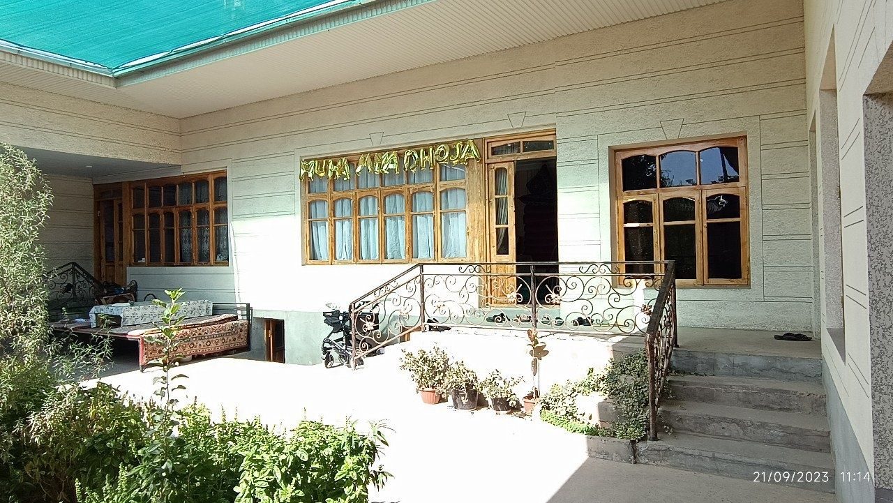 9-xonali uy, 4000 m², Toshkent, Uchtepa tumani, sotuvga
