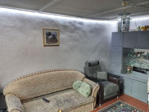 Urgent sale of a house, average repair