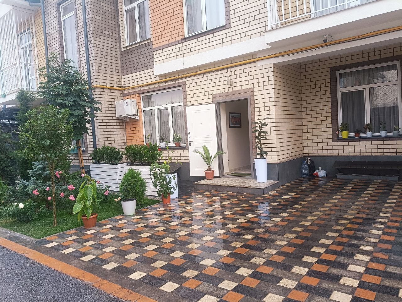 5-xonali uy, 163 m², Toshkent, Mirobod tumani, sotuvga