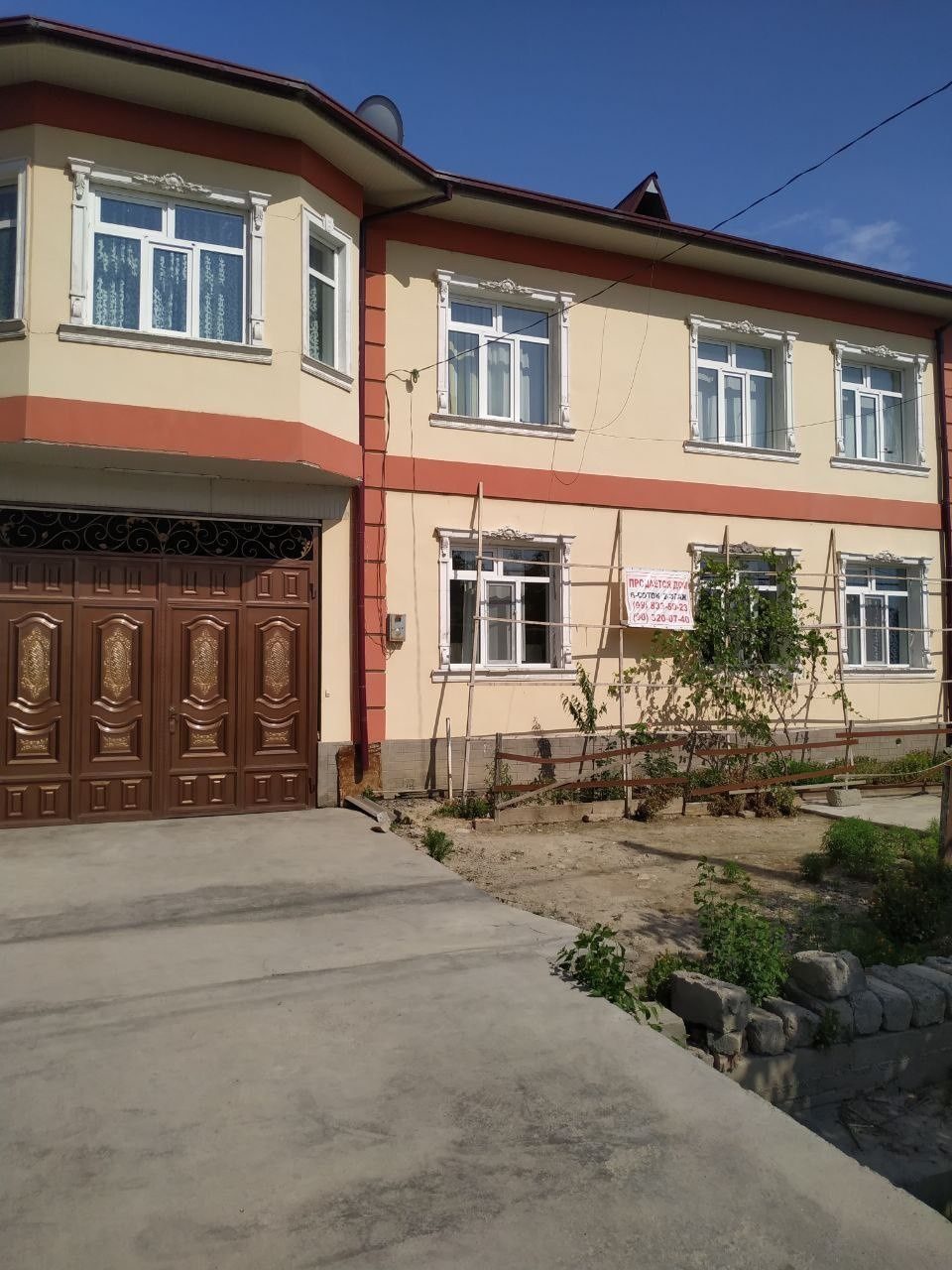 13-комнатный коттедж, 300 м², Ташкент, Бектемирский район, на продажу