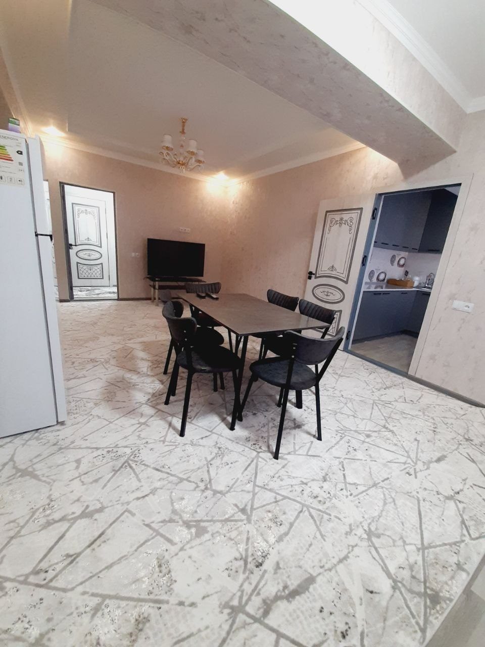 3-xonali kvartira, 87 m², Toshkent, Mirzo Ulug‘bek tumani, ijaraga