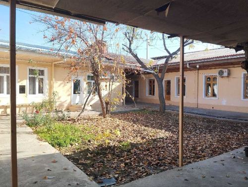 For rent, Almazar district, Korasaroy street, Fayzi Baland house, 1