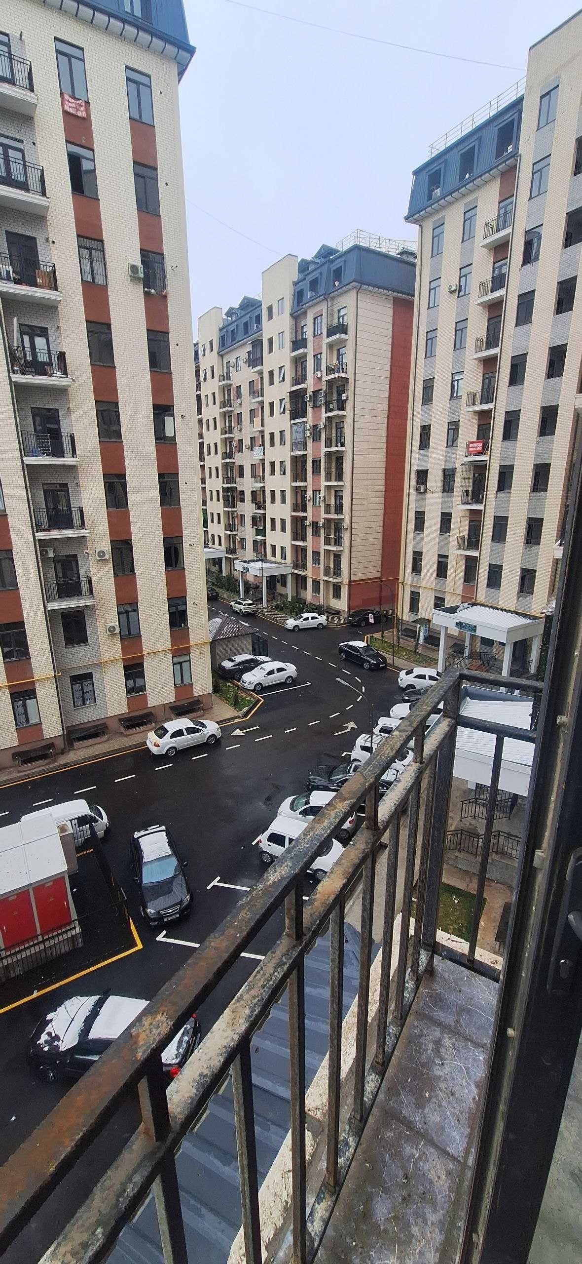 3-комнатная квартира, 106 м², Ташкент, Учтепинский район, на продажу