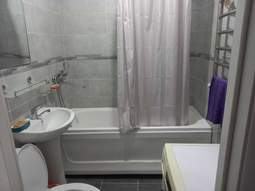 3-room apartment for rent in the Golden House AssalomHavo residential complex