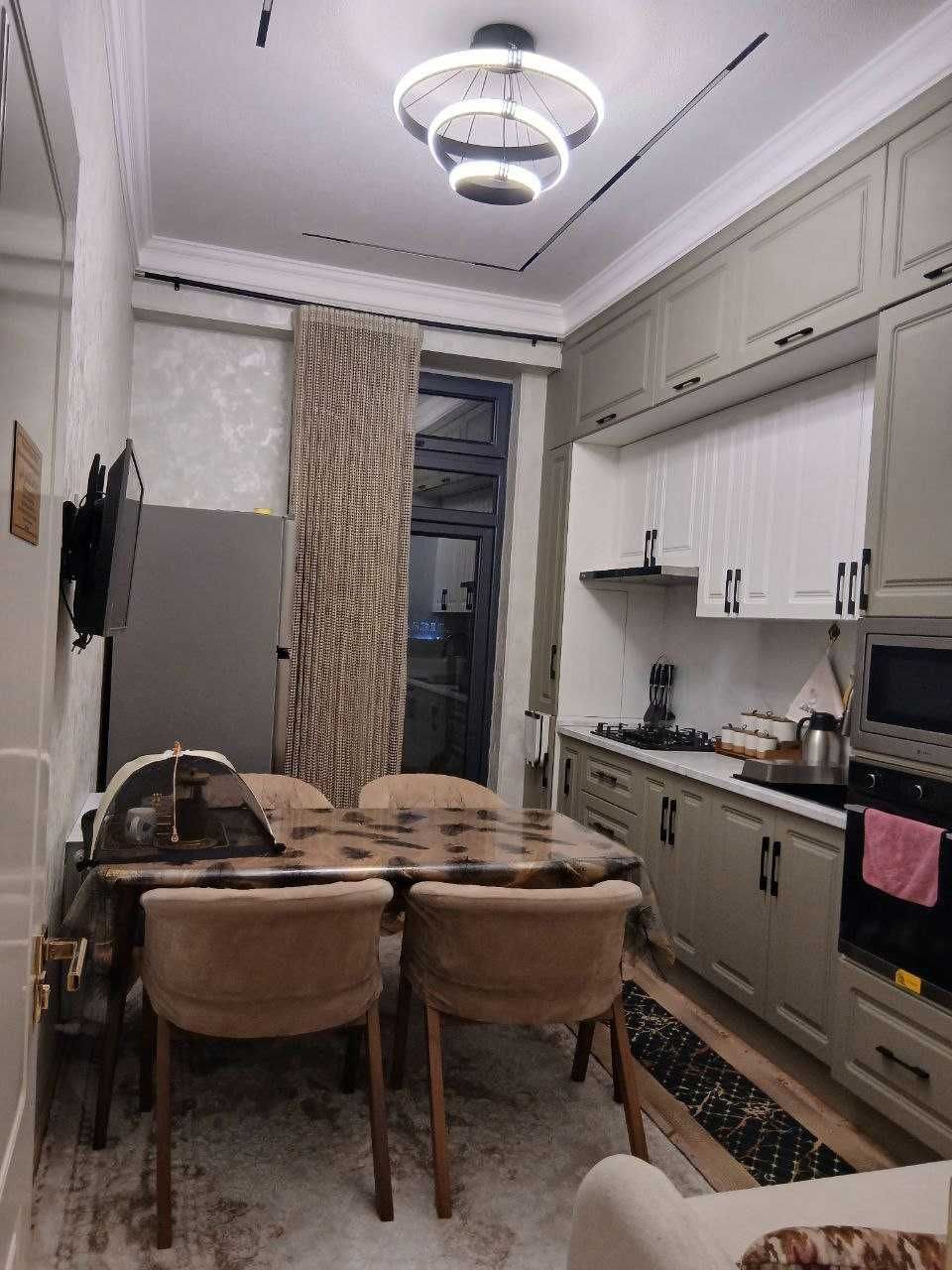 2-xonali kvartira, 90 m², Toshkent, Uchtepa tumani, sotuvga