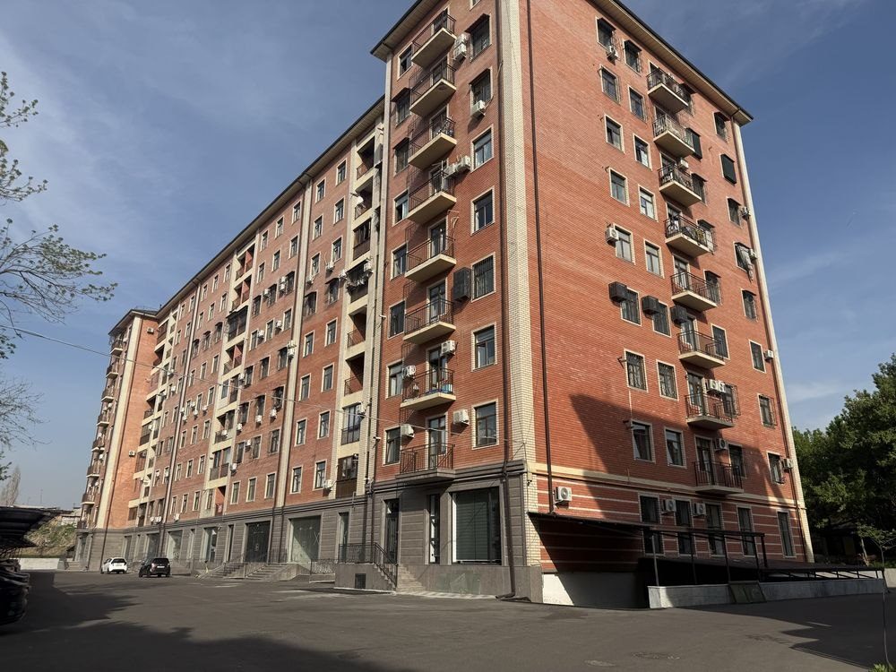 5-xonali kvartira, 110 m², Toshkent, Shayxontohur tumani, sotuvga