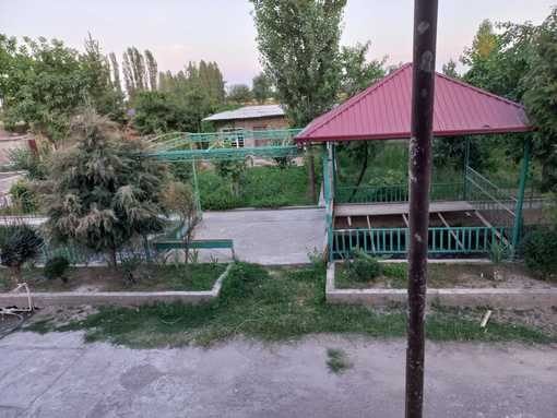 8-xonali uy, 1000 m², Toshkent, Bektemir tumani, ijaraga