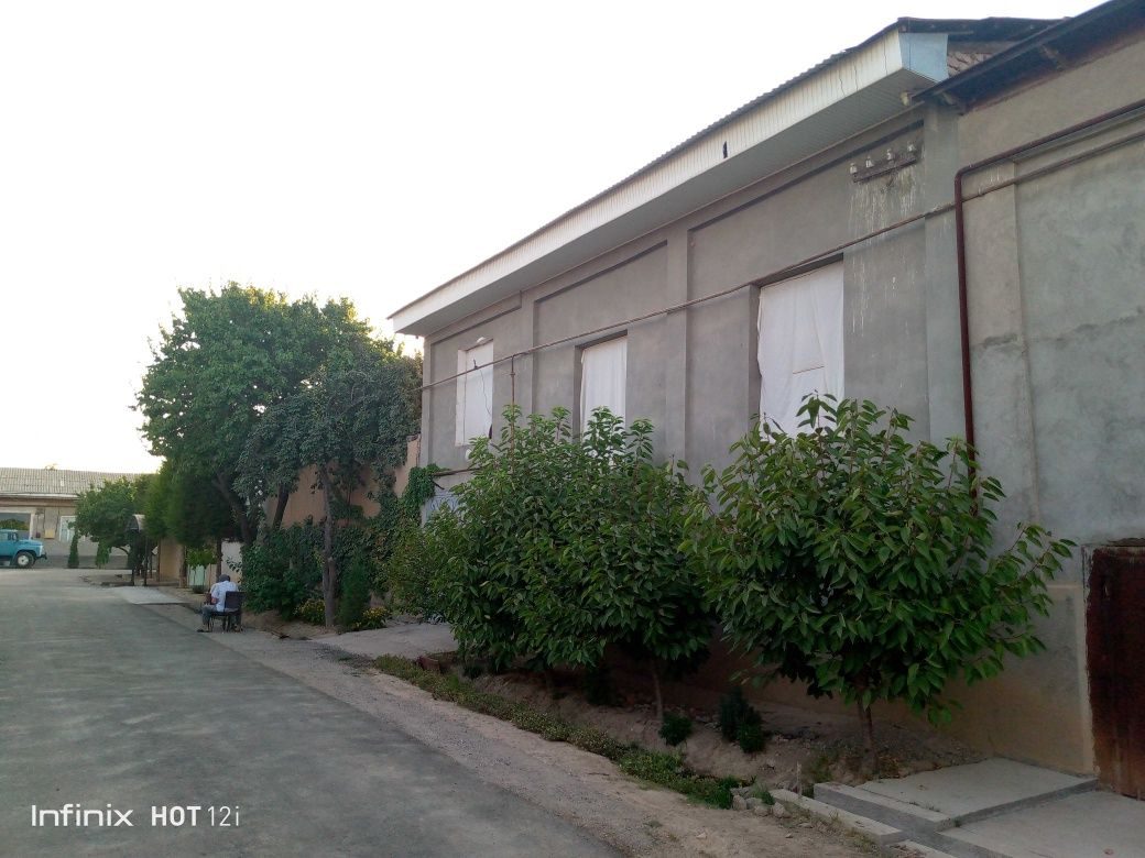 5-комнатный дом, 8 м², Ташкент, Юнусабадский район, на продажу